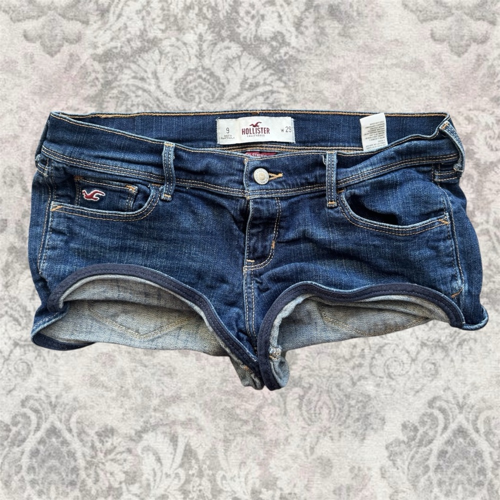 Hollister SoCal Stretch Dark Wash Mid Rise Women’s 9 Denim Summer Shorts